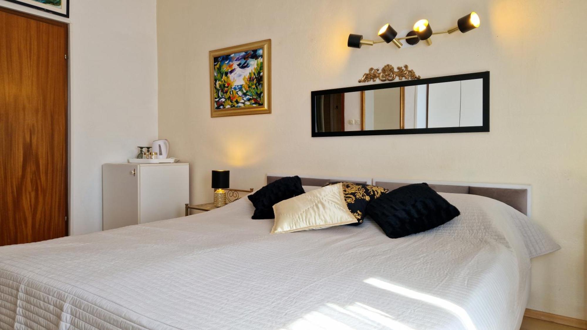 Art Villa Ines Задар Екстериор снимка
